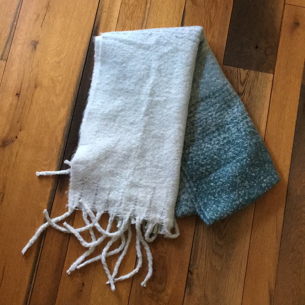 Aqua scarf